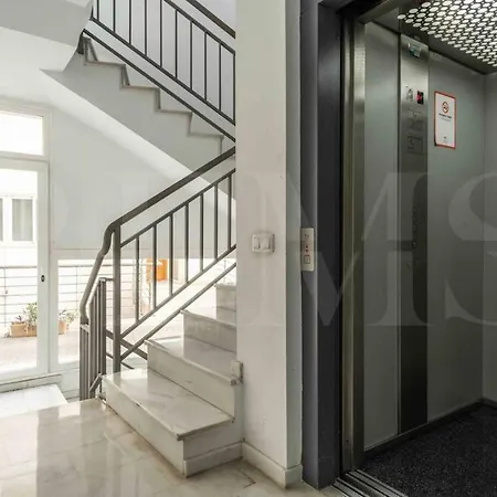 With Parking Near Center Rems * Malaga
