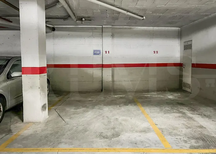 With Parking Near Center Rems Málaga