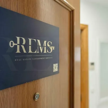 Comfortable At Capuchinos By Rems * Malaga